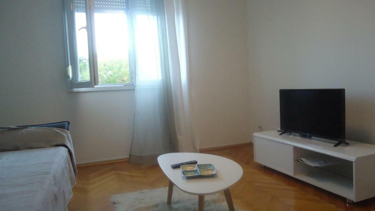 Central Panoramic Apartment Pula Luaran gambar